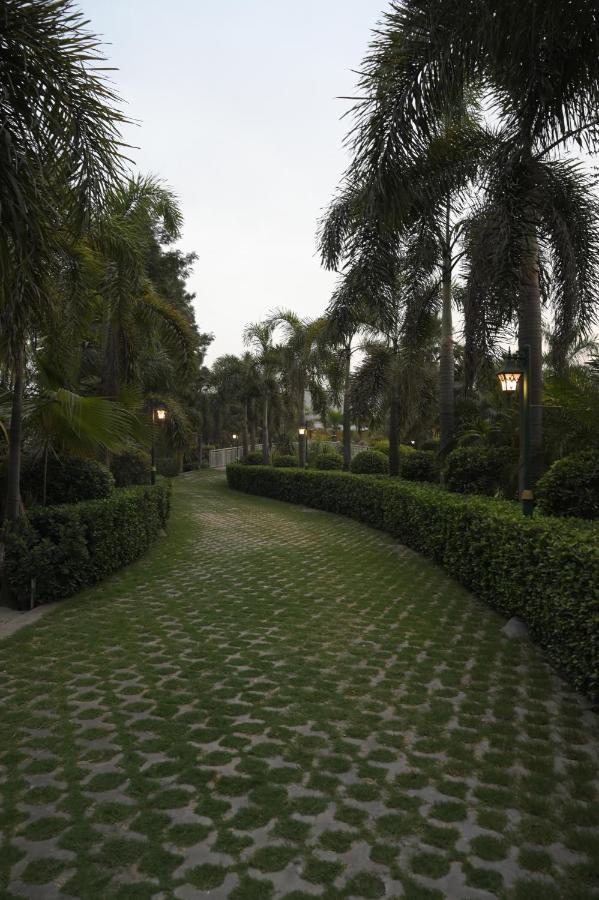 Kamal Resorts - The Luxury Of Being Yourself Ludhiana Exterior photo